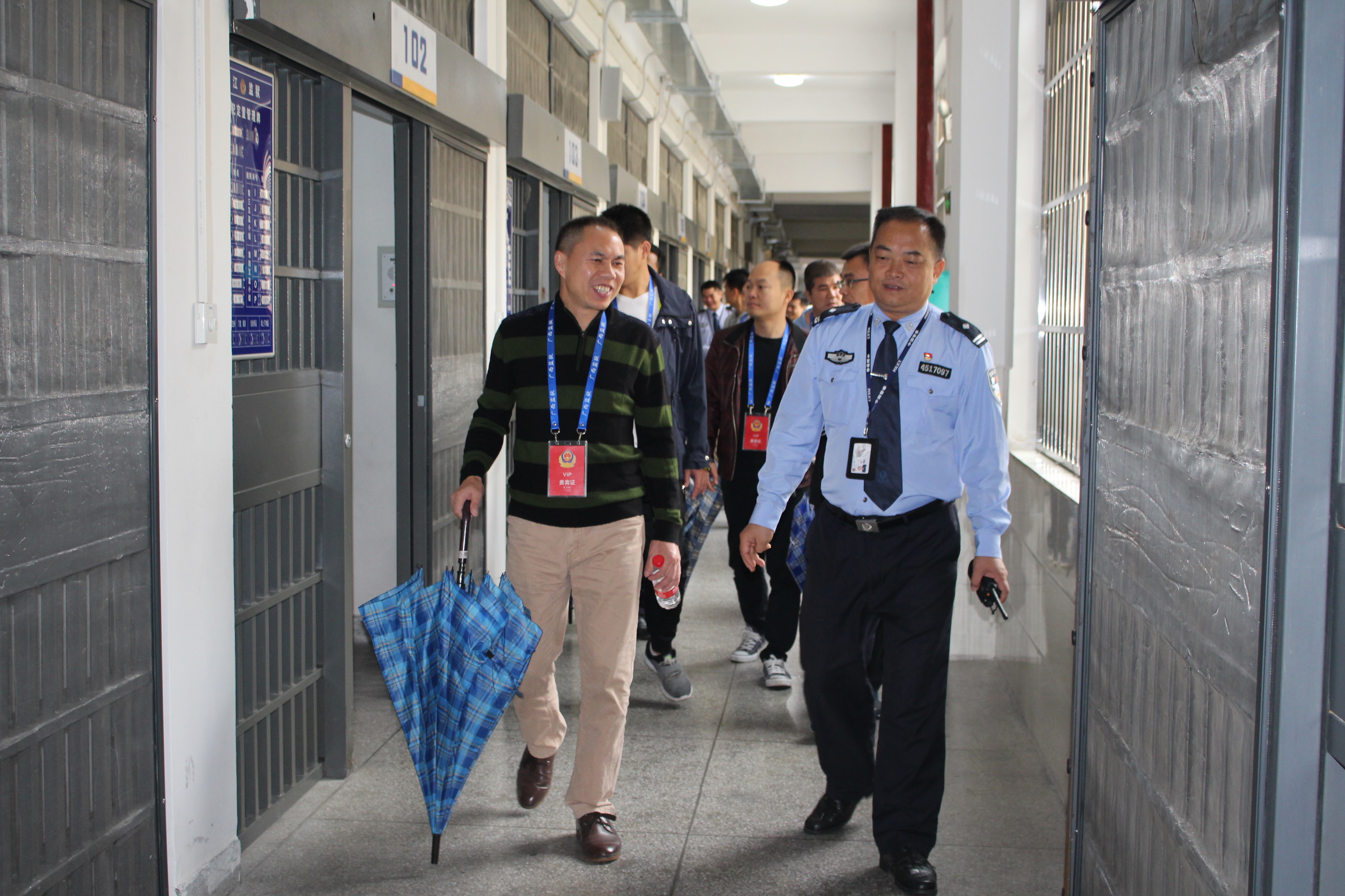 钦州监狱到西江监狱参观学习